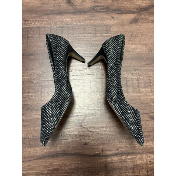 Tahari GIA - Black/Gray Chevron Pumps Heels Shoes, Sz 9 - Picture 1 of 10